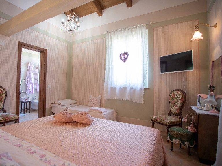 media.Slide-CameraFelicità1Antico-Casale-Cesenatico