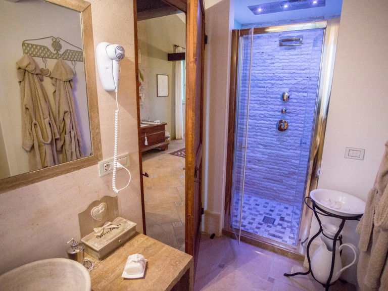 media.Slide-Suite-Sogno2Antico-Casale-Cesenatico