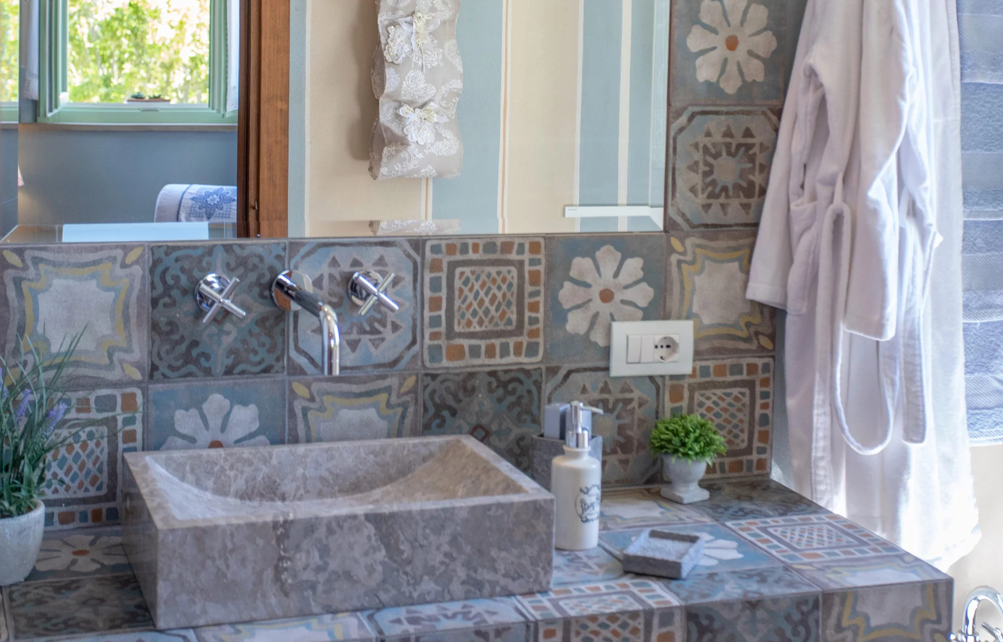 media.Slide-CameraArmonia3Antico-Casale-Cesenatico